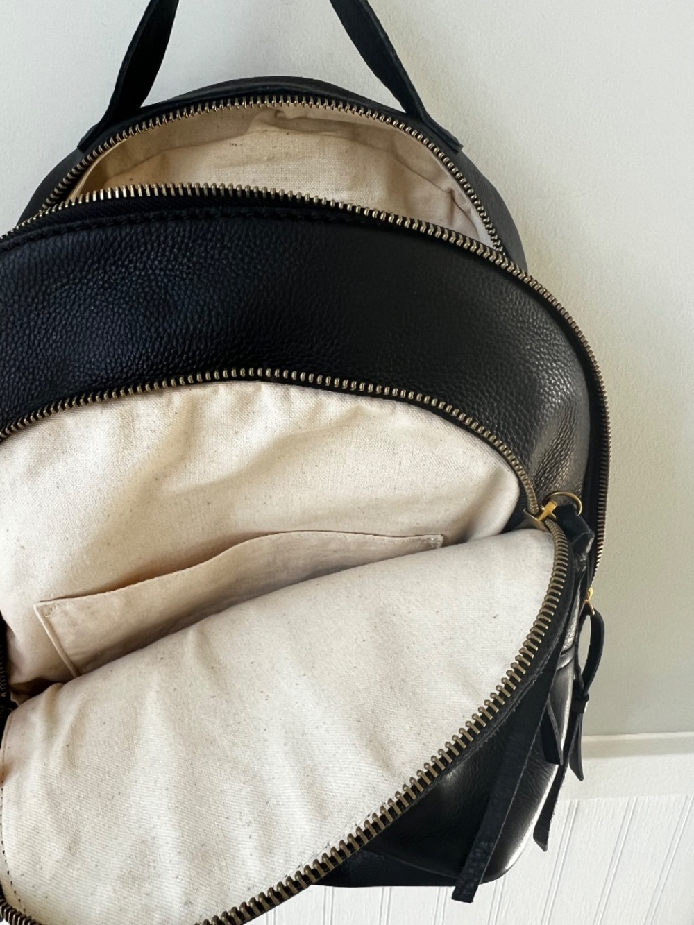 Small Leather Backpack - Picture 5 of 5